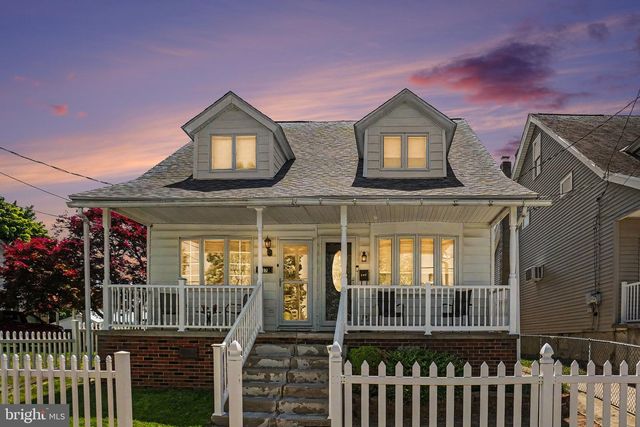 719 LYTLE ST, Minersville, PA 17954