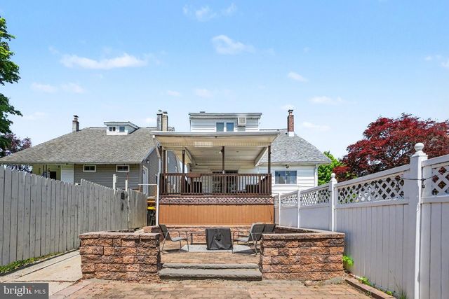 719 LYTLE ST, Minersville, PA 17954