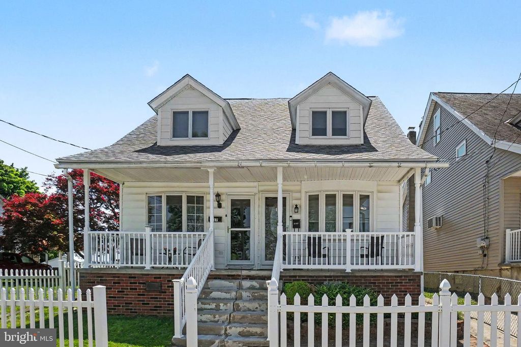 719 LYTLE ST, Minersville, PA 17954