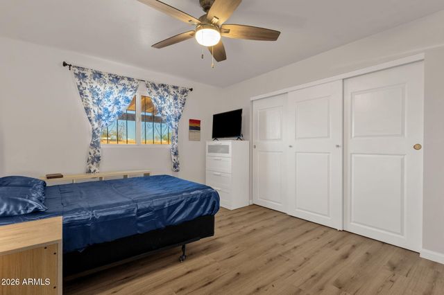 2714 W ELLIS Drive, Tempe, AZ 85282