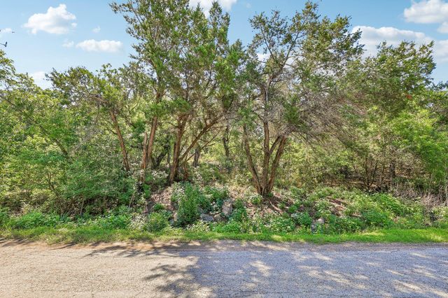 2405 Crazyhorse PASS, Austin, TX 78734