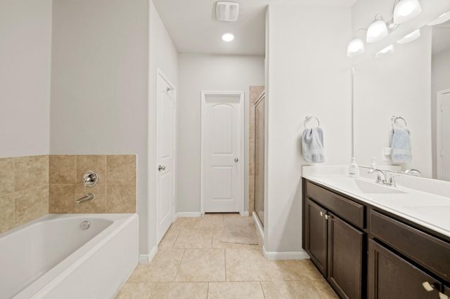 2725 Merlin Lane, Pearland, TX 77581