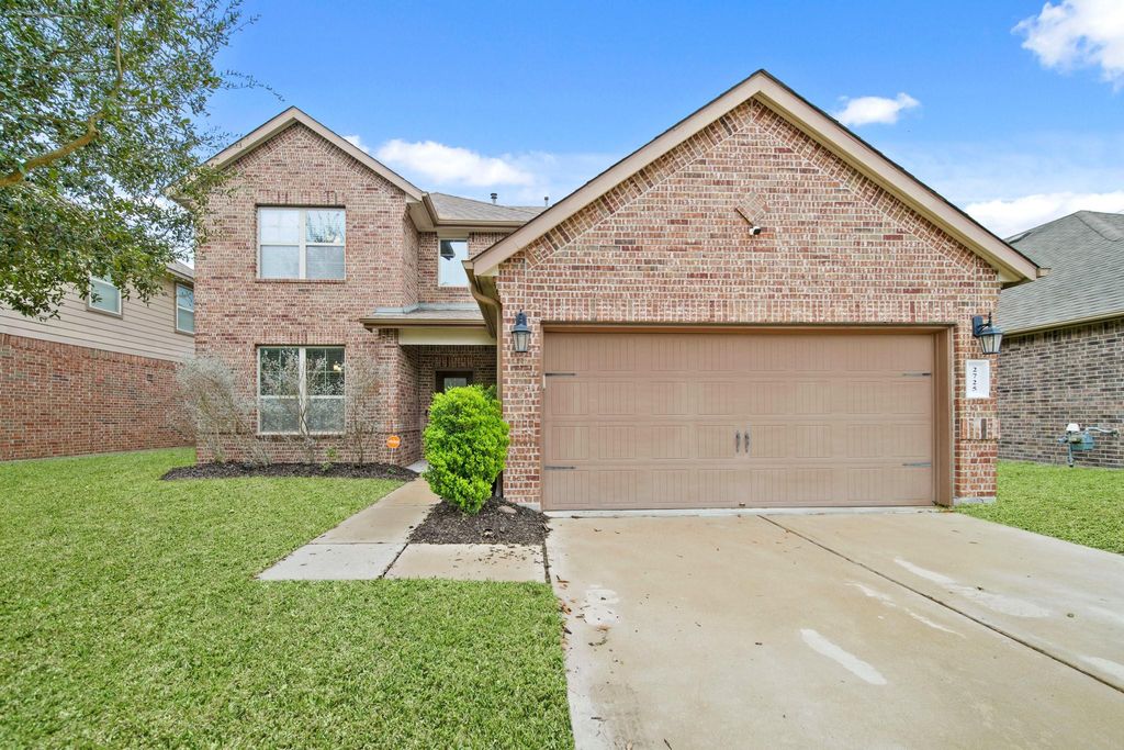 2725 Merlin Lane, Pearland, TX 77581