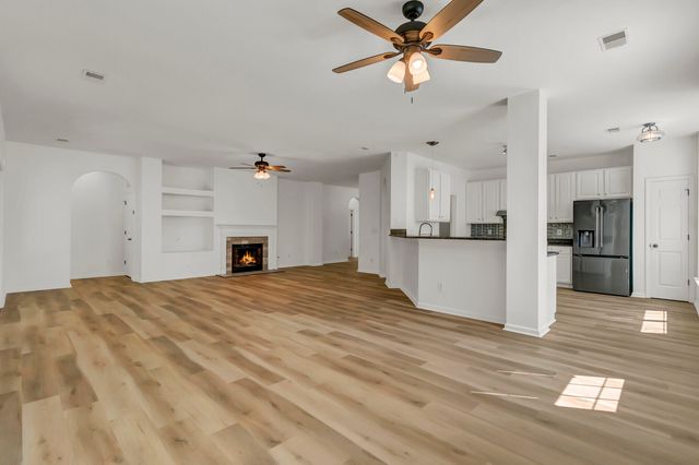 1417 Endicot Way, Mount Pleasant, SC 29466