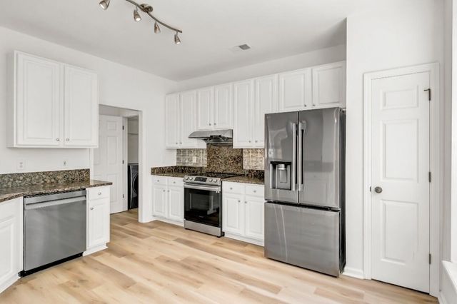 1417 Endicot Way, Mount Pleasant, SC 29466
