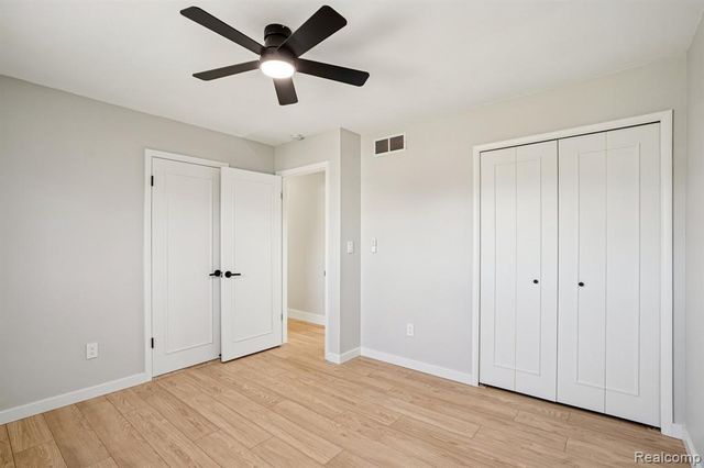 11805 Tahiti Drive, Sterling Heights, MI 48312