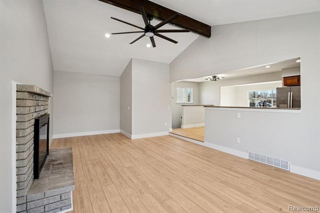 11805 Tahiti Drive, Sterling Heights, MI 48312