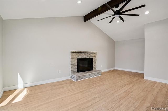 11805 Tahiti Drive, Sterling Heights, MI 48312