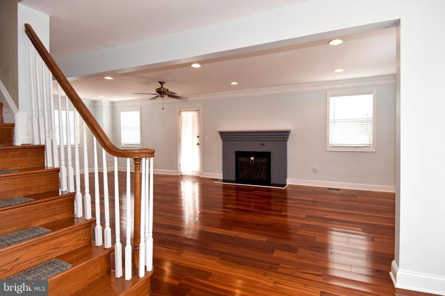 7125 HARRISON LN, Alexandria, VA 22306