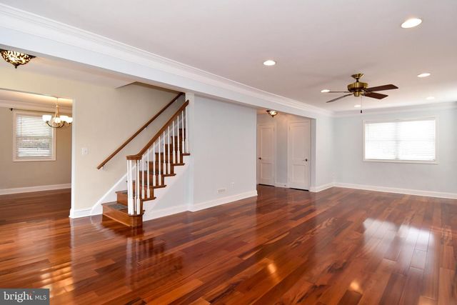 7125 HARRISON LN, Alexandria, VA 22306