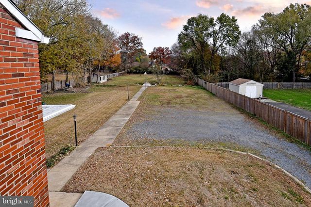 7125 HARRISON LN, Alexandria, VA 22306