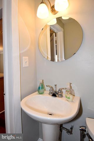 7125 HARRISON LN, Alexandria, VA 22306