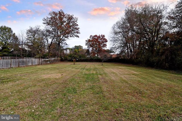 7125 HARRISON LN, Alexandria, VA 22306