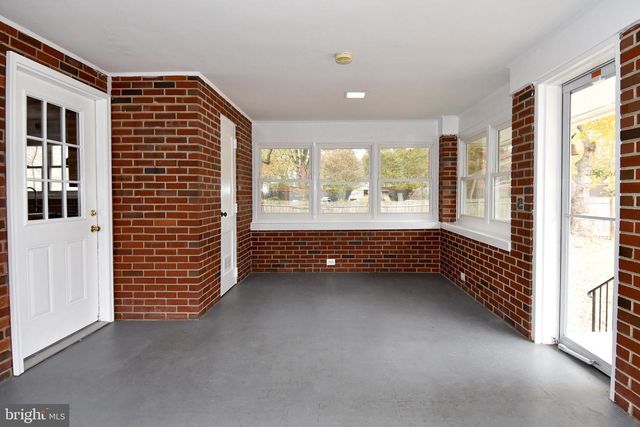7125 HARRISON LN, Alexandria, VA 22306