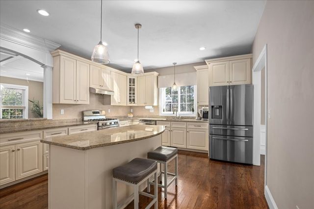 3 Foxhill Drive, Southborough, MA 01772