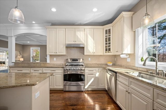 3 Foxhill Drive, Southborough, MA 01772