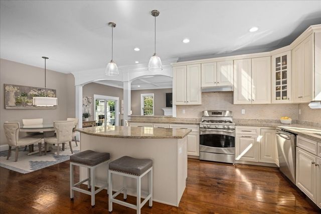 3 Foxhill Drive, Southborough, MA 01772