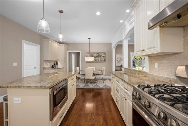 3 Foxhill Drive, Southborough, MA 01772