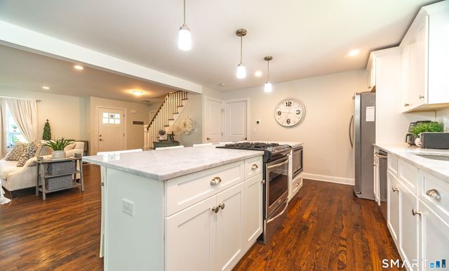 1364 Ridge Road, North Haven, CT 06473