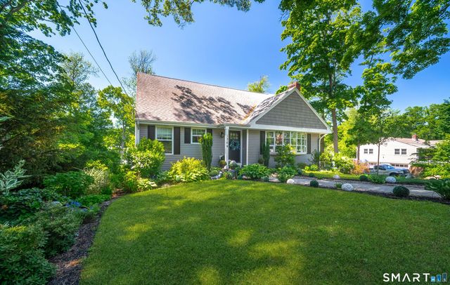 1364 Ridge Road, North Haven, CT 06473