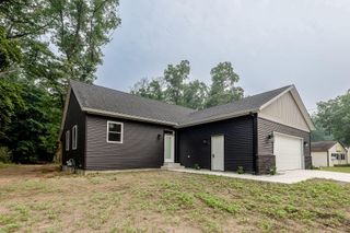 8187 Holton Road, Holton Twp, MI 49425