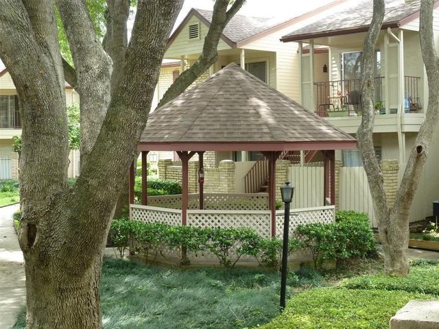 2120 El Paseo Street 1408, Houston, TX 77054