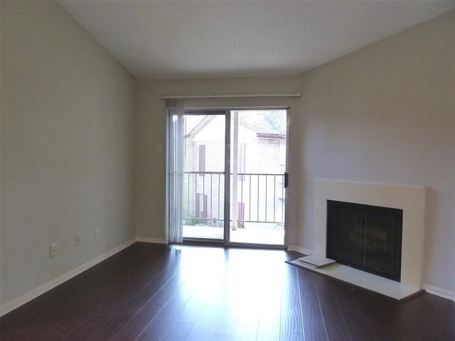 2120 El Paseo Street 1408, Houston, TX 77054