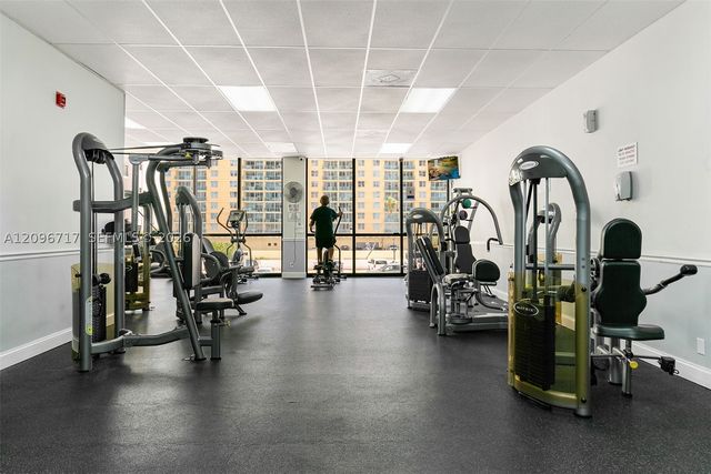 2401 S Ocean Dr 1405, Hollywood, FL 33019