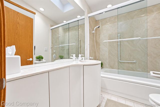 3113 Gardner Avenue, Berkley, MI 48072