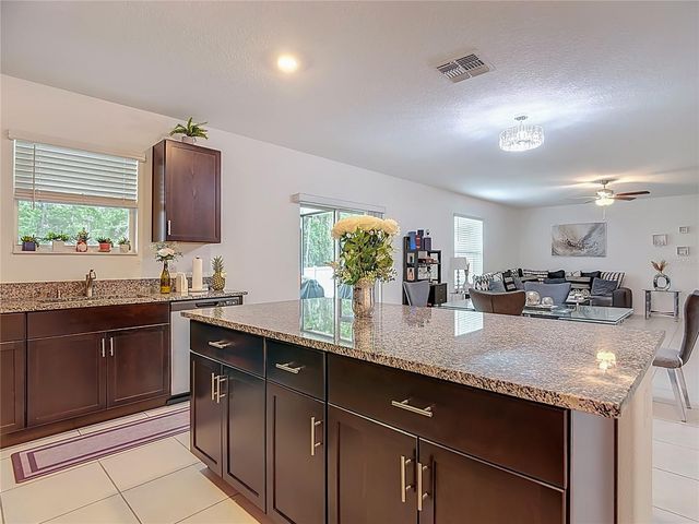 1699 RED LOOP, Lakeland, FL 33801