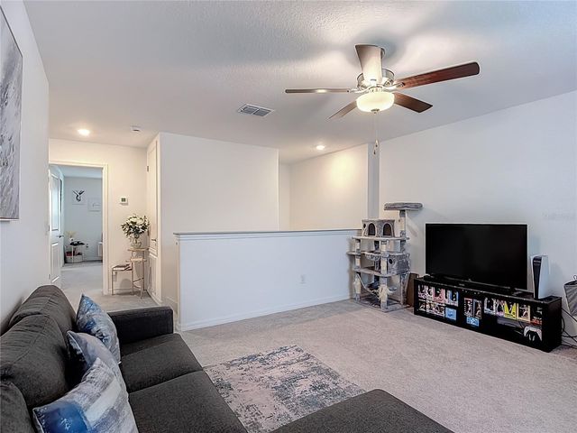 1699 RED LOOP, Lakeland, FL 33801