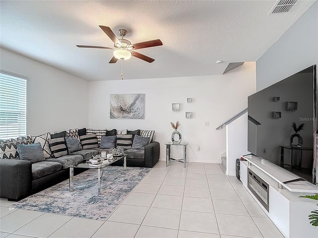 1699 RED LOOP, Lakeland, FL 33801