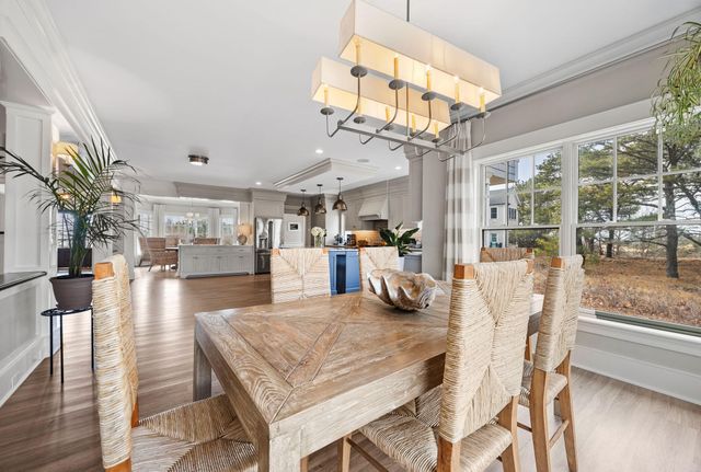 10 Uncle Stephens Road, West Dennis, MA 02670