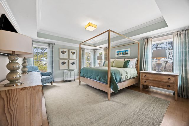 10 Uncle Stephens Road, West Dennis, MA 02670