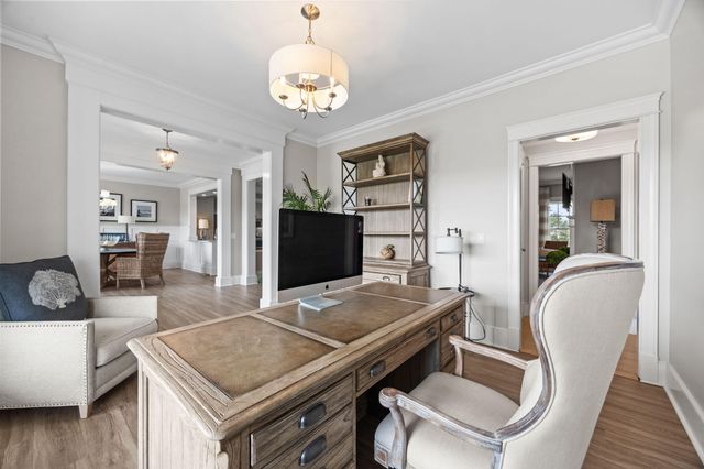 10 Uncle Stephens Road, West Dennis, MA 02670