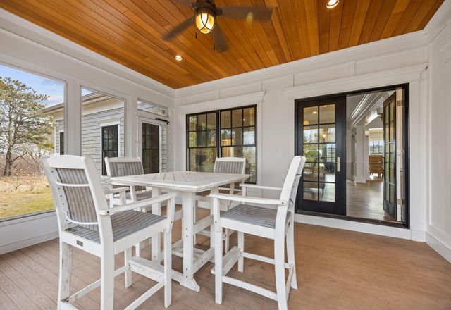 10 Uncle Stephens Road, West Dennis, MA 02670