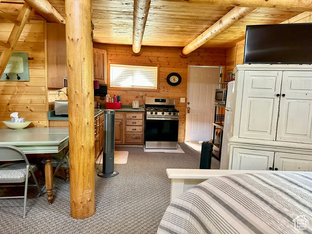 7737 W SAWTOOTH CV, Vernal, UT 84078