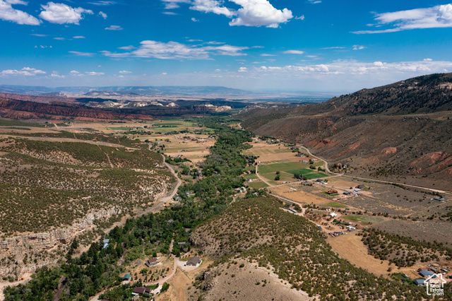 7737 W SAWTOOTH CV, Vernal, UT 84078