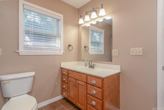 14 Yosemite Dr., Cherokee Village, AR 72525