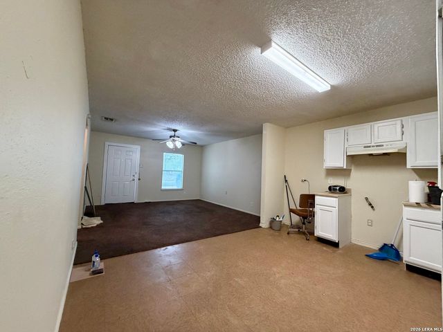 1413 W Mayfield, San Antonio, TX 78211