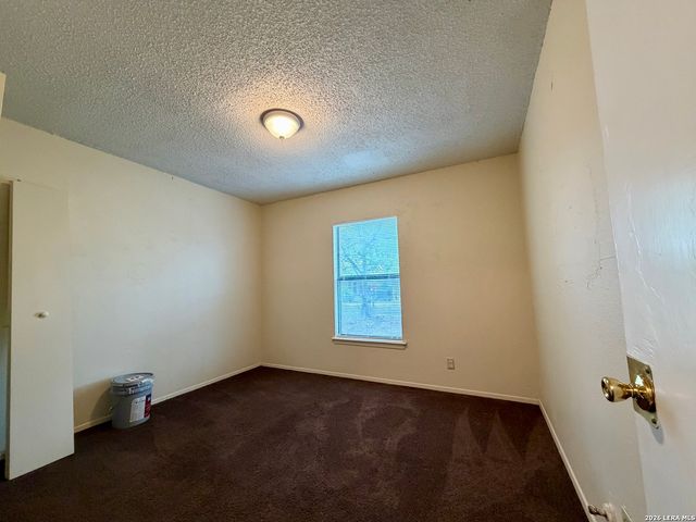 1413 W Mayfield, San Antonio, TX 78211