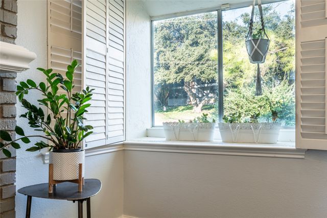 15124 Berry Trail, Dallas, TX 75248