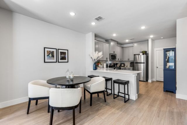 4502 Smokey Quartz Lane, Arlington, TX 76005