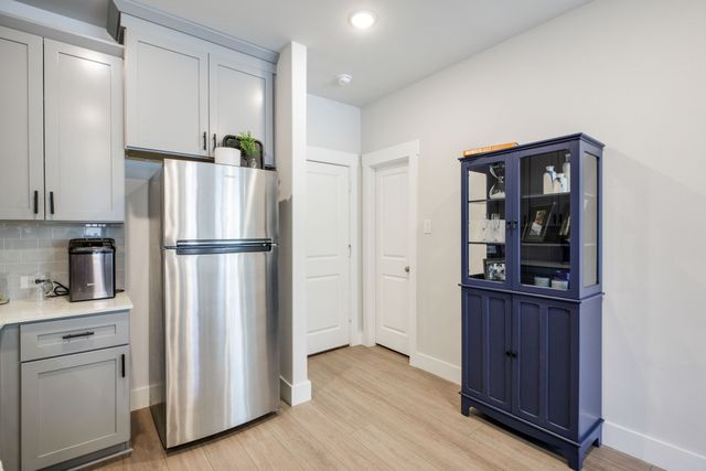 4502 Smokey Quartz Lane, Arlington, TX 76005