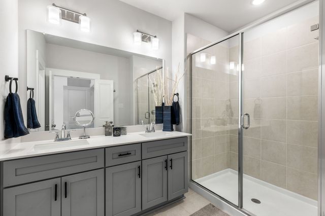 4502 Smokey Quartz Lane, Arlington, TX 76005