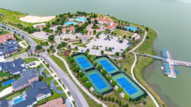 4502 Smokey Quartz Lane, Arlington, TX 76005