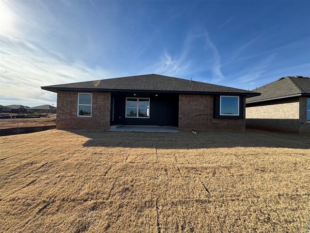 2516 Marsh Lane, Midwest City, OK 73130