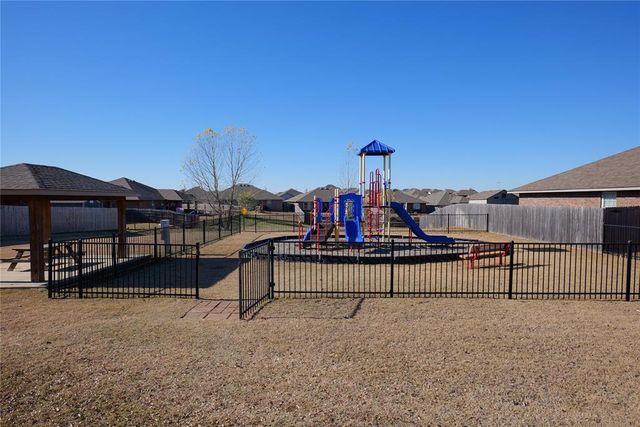 2516 Marsh Lane, Midwest City, OK 73130