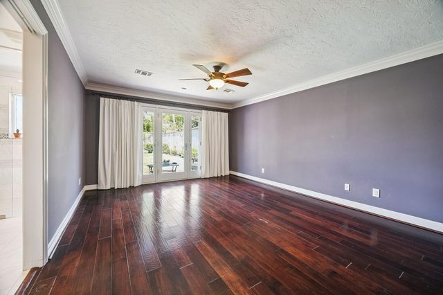 7726 Meadowvale Drive, Houston, TX 77063