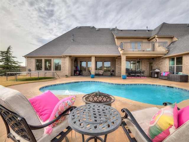 17944 Carlton Way, Edmond, OK 73012